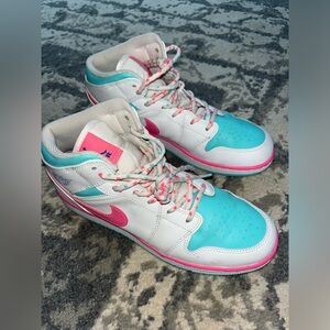 Women’s 8.5 air Jordan’s